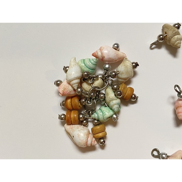 Multicolor Real Seashell Charms for DIY - Picture 5 of 6